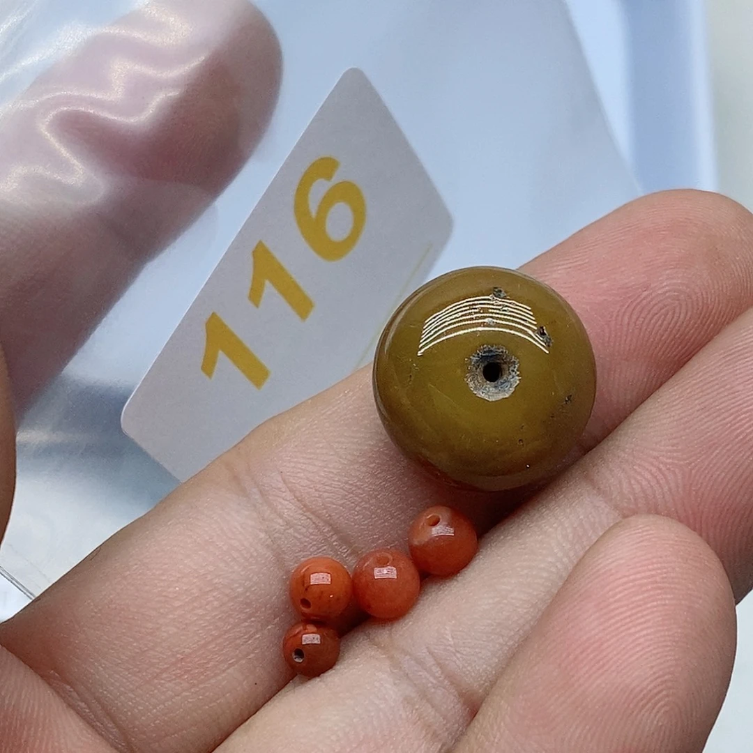 南红玛瑙未镶嵌珠宝奇石