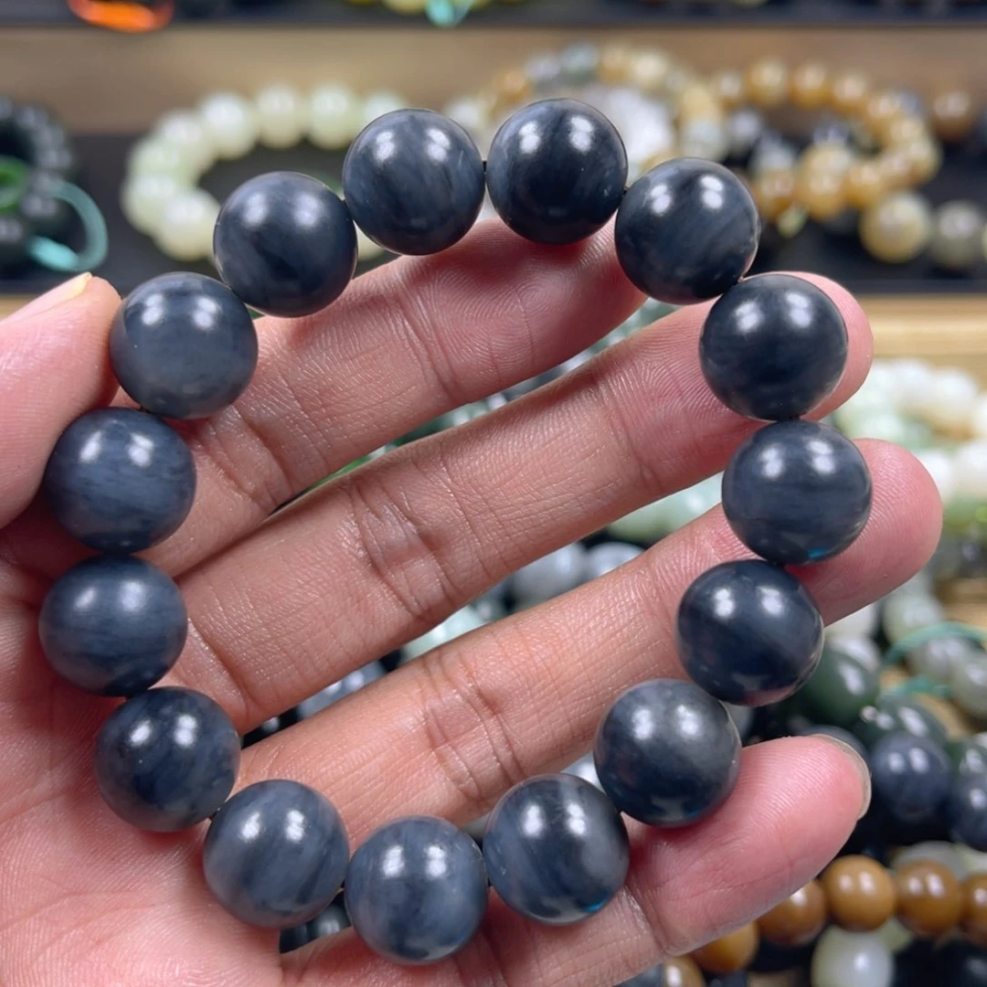 和田玉手串未镶嵌