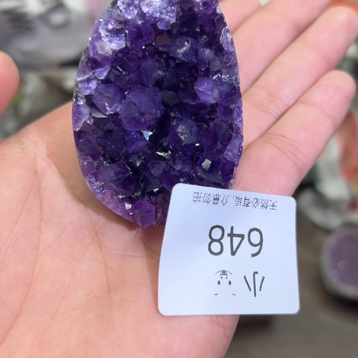 未镶嵌水晶大型摆件（非配饰）