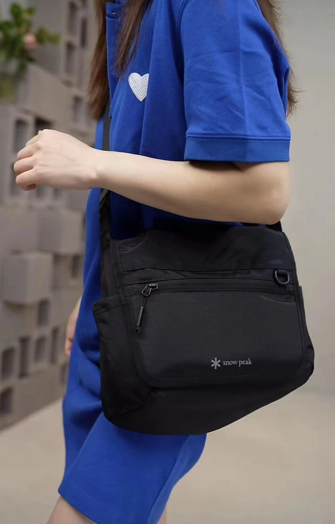 POLO领女修身连衣裙