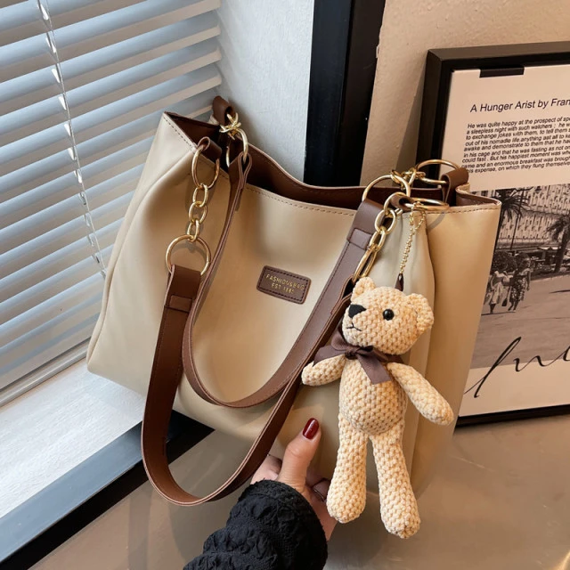 大学生上课托特包女夏2025新款高级感单肩包大容量时尚百搭通勤包