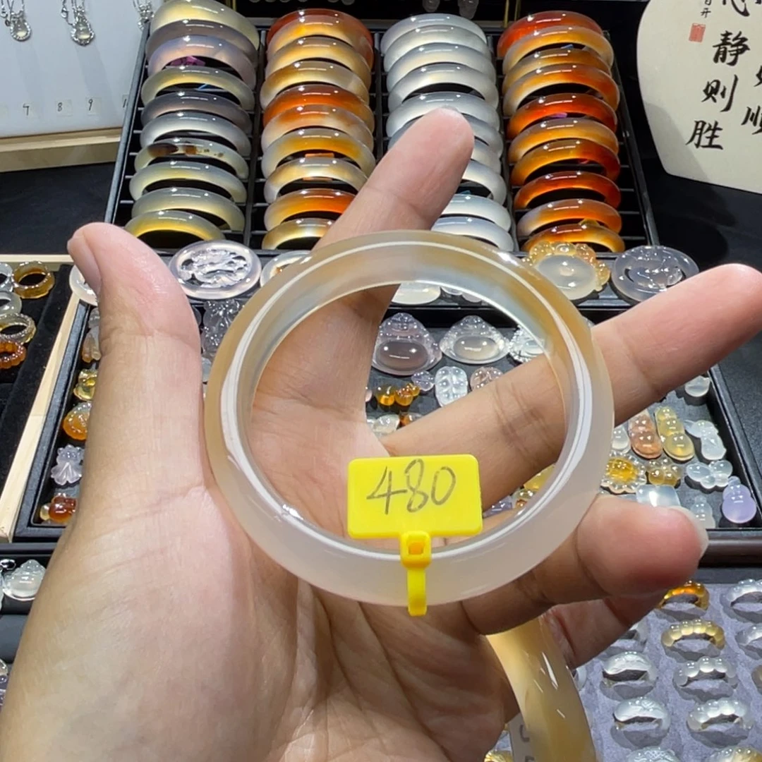 7***%未镶嵌颈饰玛瑙/玉髓