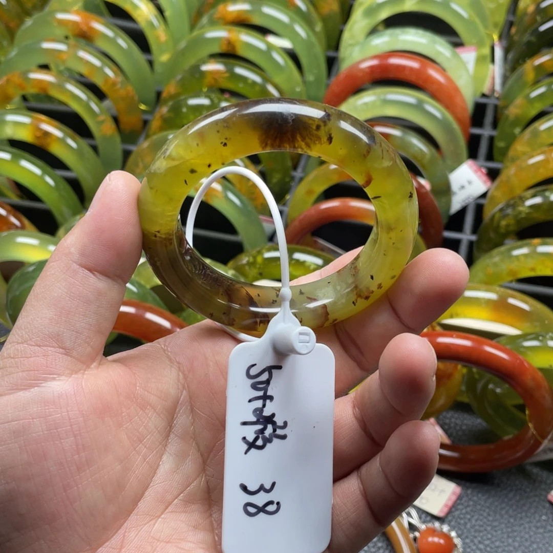 未镶嵌蛇纹石玉手镯有裂手镯特价不退不换