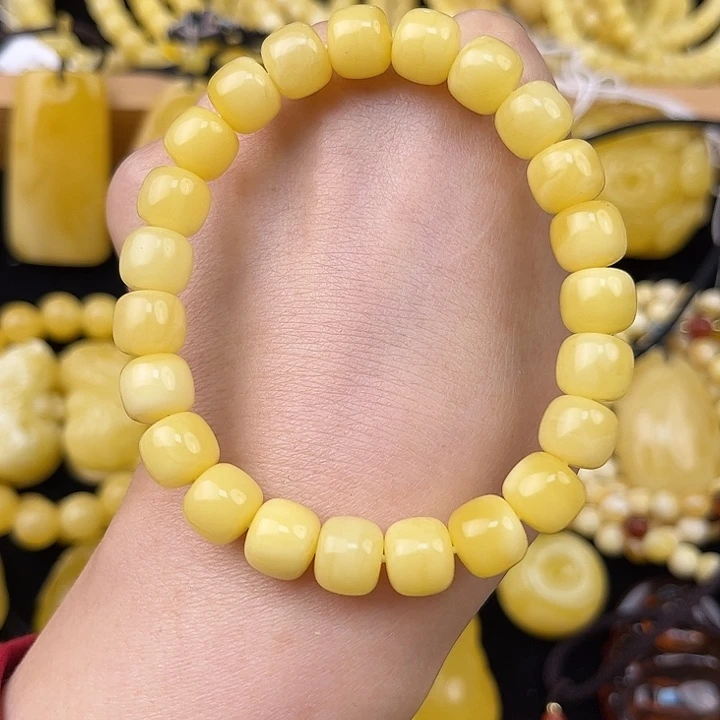 琥珀未镶嵌颈饰琥珀