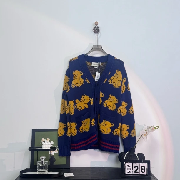 99新 GUCCI/古驰 满印小熊印花针织开衫 M码
