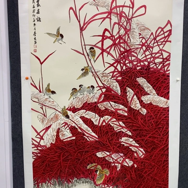 手绘作品等多种形式进行