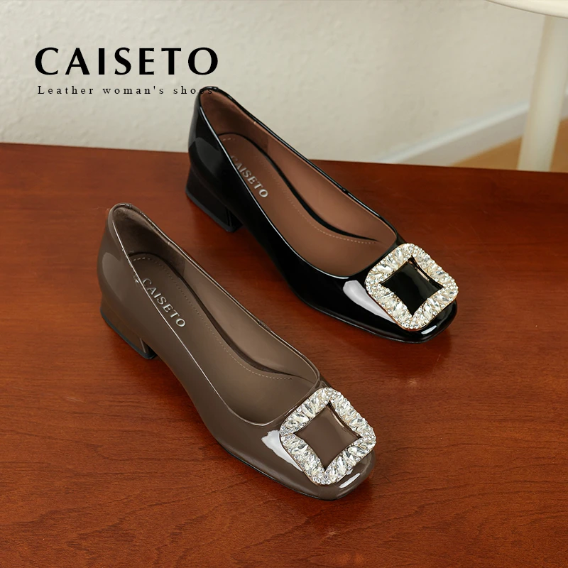 复古低跟单鞋女2024秋季新款方头粗跟浅口真皮百搭软底方扣鞋D551