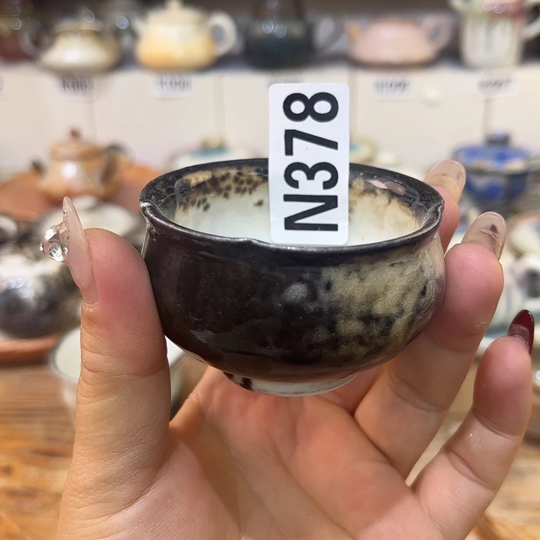 朱泥茶杯陶瓷艺术