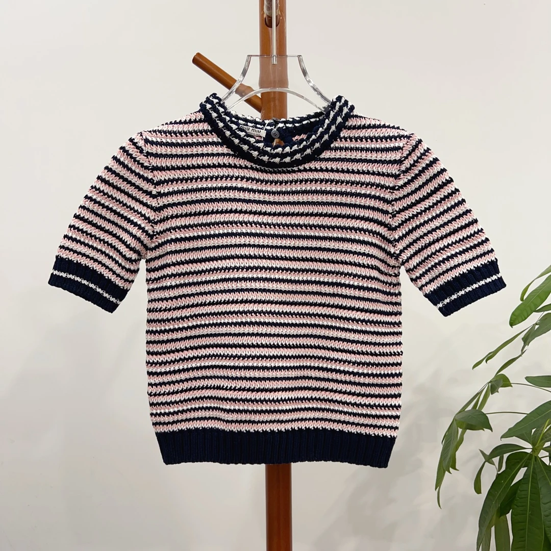 99新 MIU MIU/缪缪 安洁利严选短袖 尺码38成色看直播 GSS23833