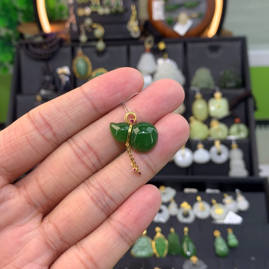 开***贝和田玉18K金镶嵌吊坠(不含链)不含链