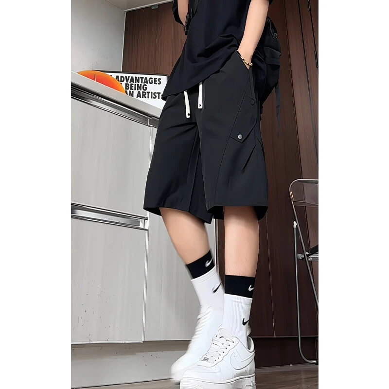 黑色冰丝工装短裤男夏季薄款褶皱速干伞兵五分裤宽松休闲运动中裤