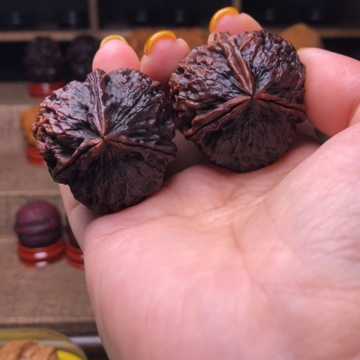 把件橄榄核42七彩三棱37尺