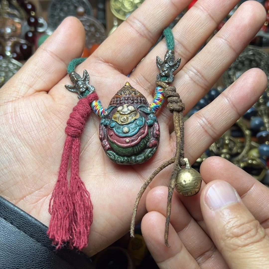 大擦擦带配饰吊坠脖挂