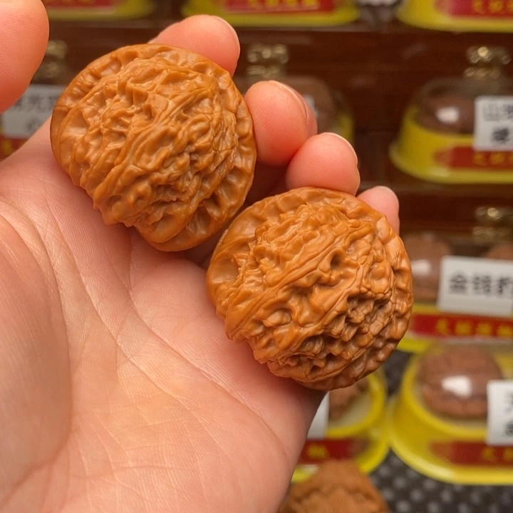 吊坠文玩核桃三角白