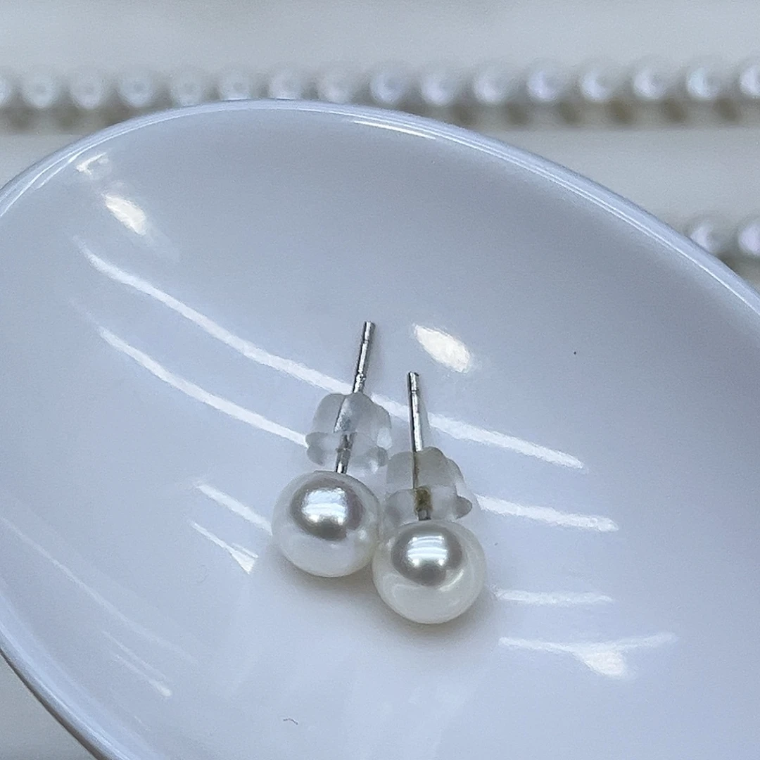 颈饰银S925镶嵌淡水珍珠