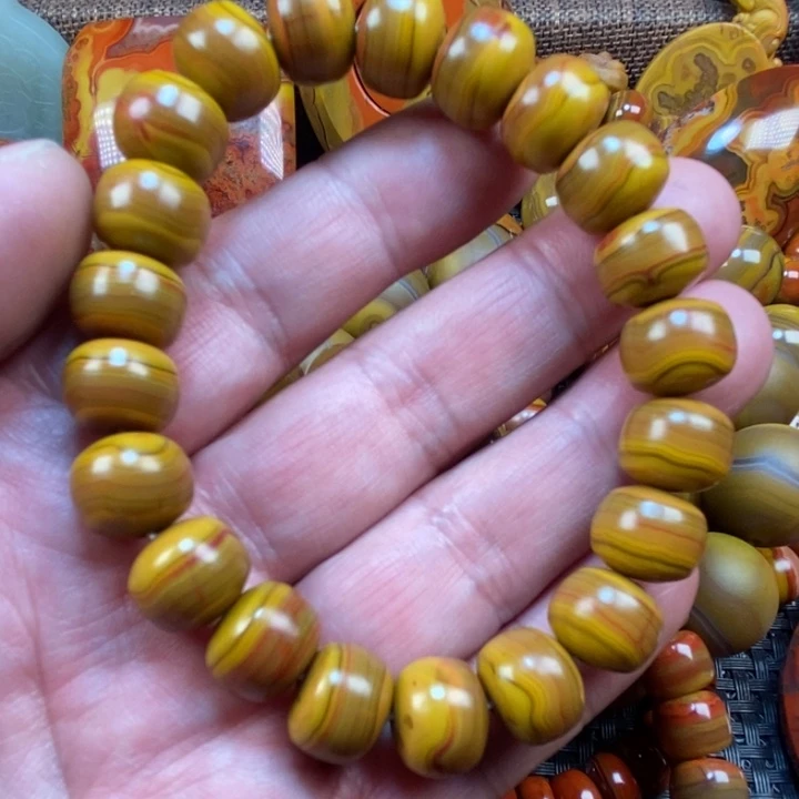 未镶嵌手链玛瑙/玉髓逛*河