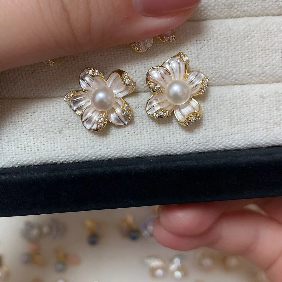 淡水珍珠耳饰合金