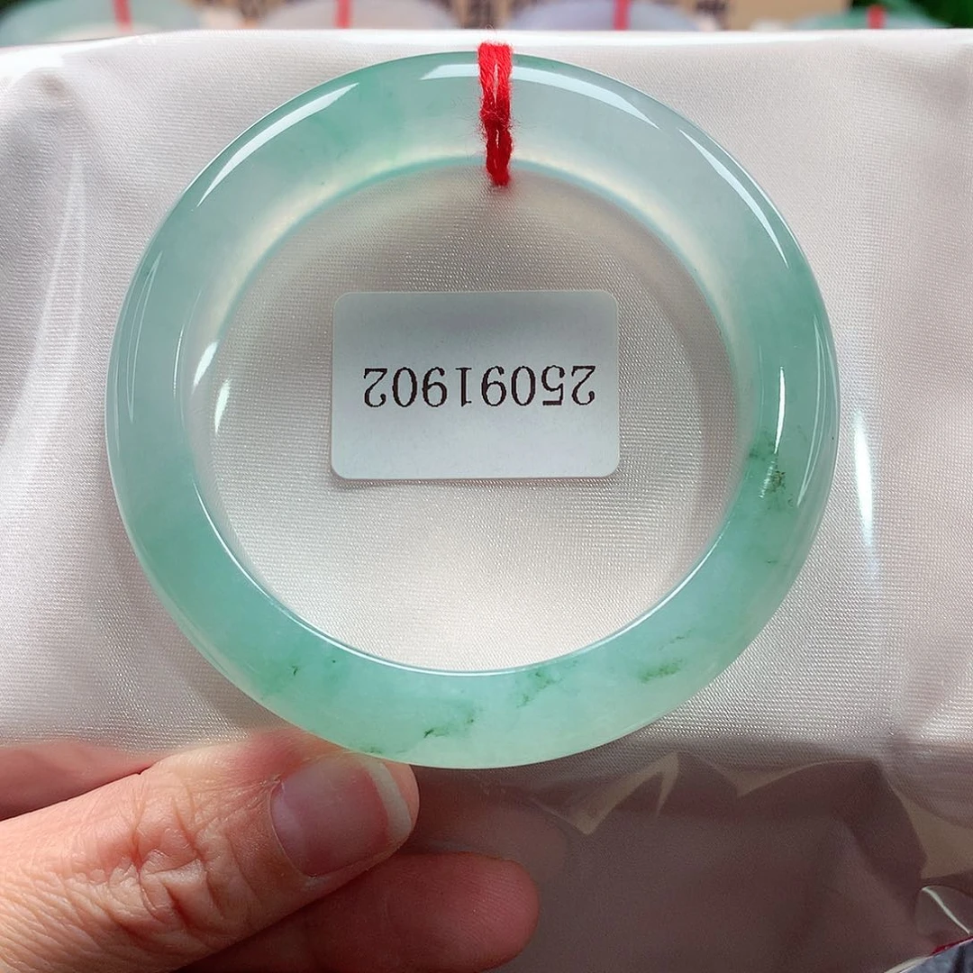 未镶嵌手镯翡翠80号，天然A货翡翠手镯