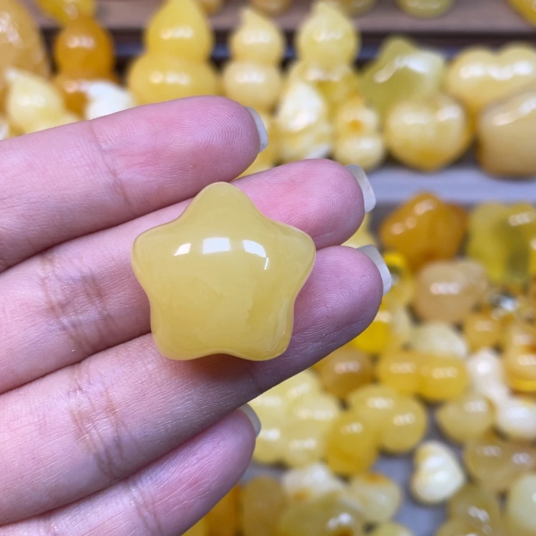 琥珀未镶嵌珠宝奇石