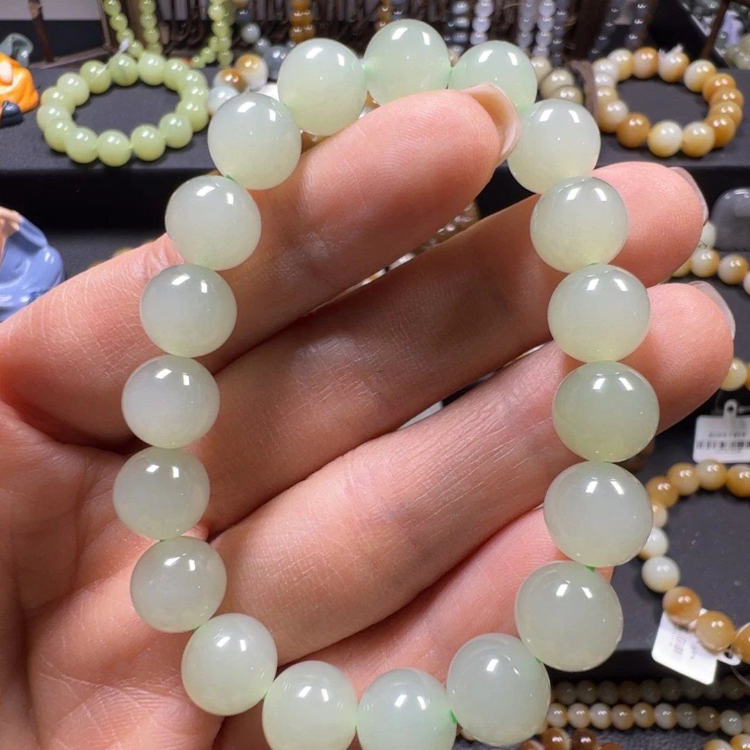 和田玉未镶嵌手链卡10