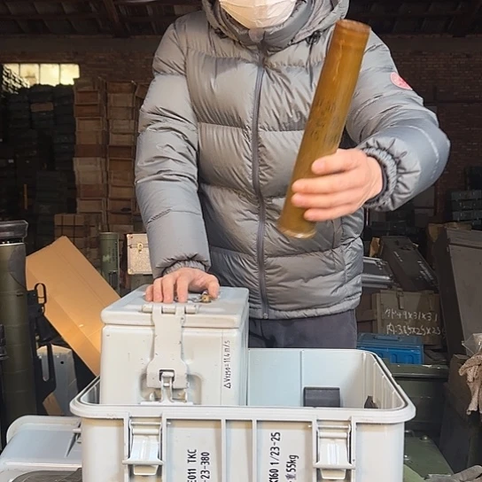 37钢笔筒拼手速仅十个