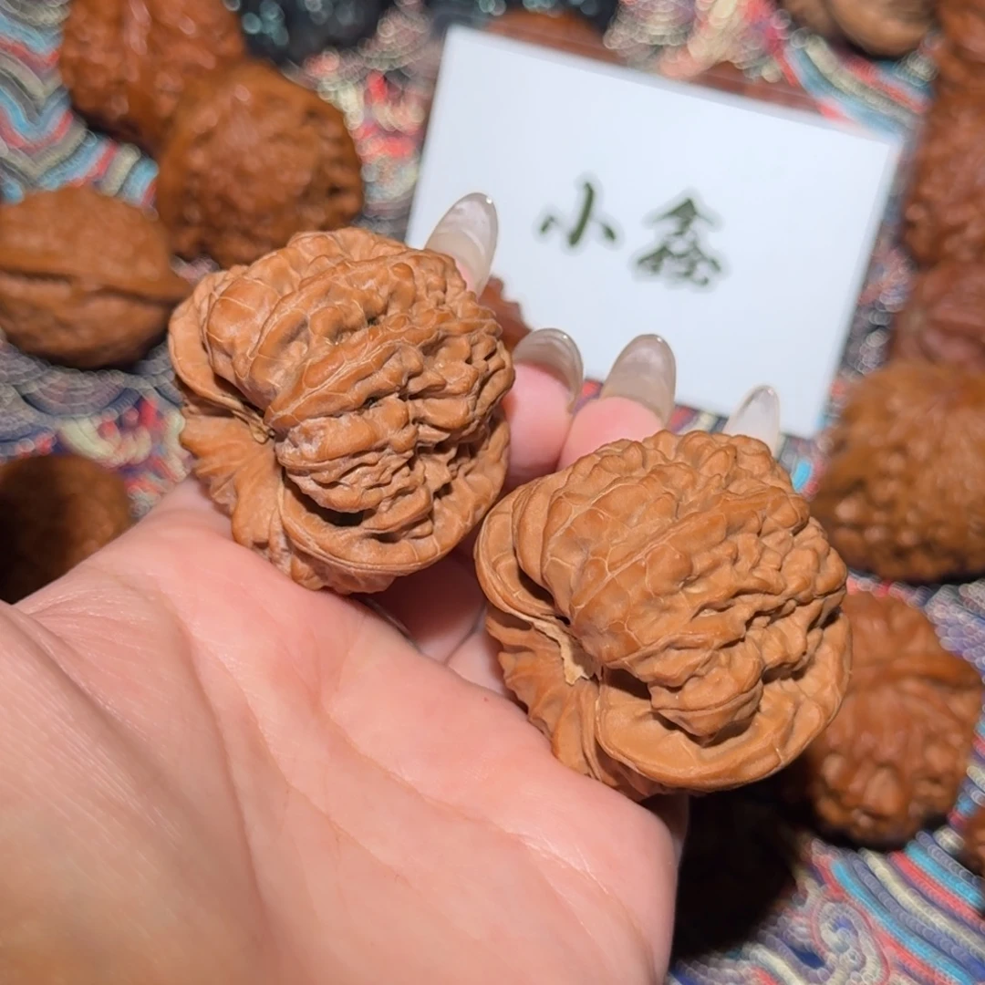 文玩核桃把件1780号44平谷凹底文玩核桃