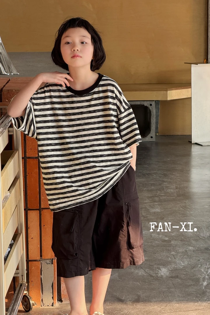 条纹宽松型圆领夏季男短袖女T恤休闲上衣韩版工装风
