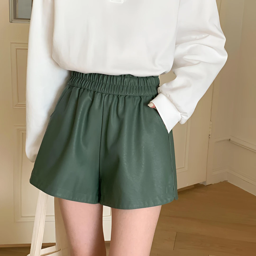 秋季2025新款皮短裤女高腰宽显瘦松休闲裤咖色外穿春秋款a字pu皮