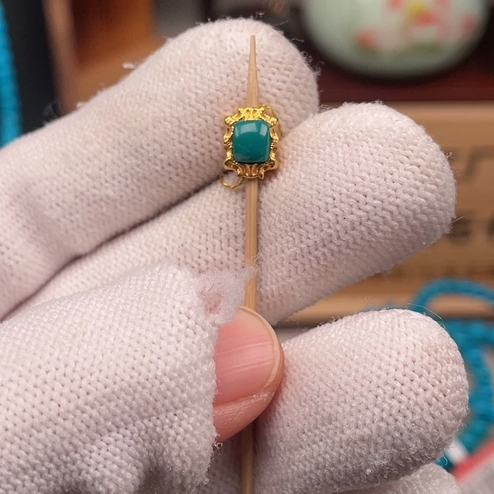 绿松石18K金镶嵌珠宝奇石