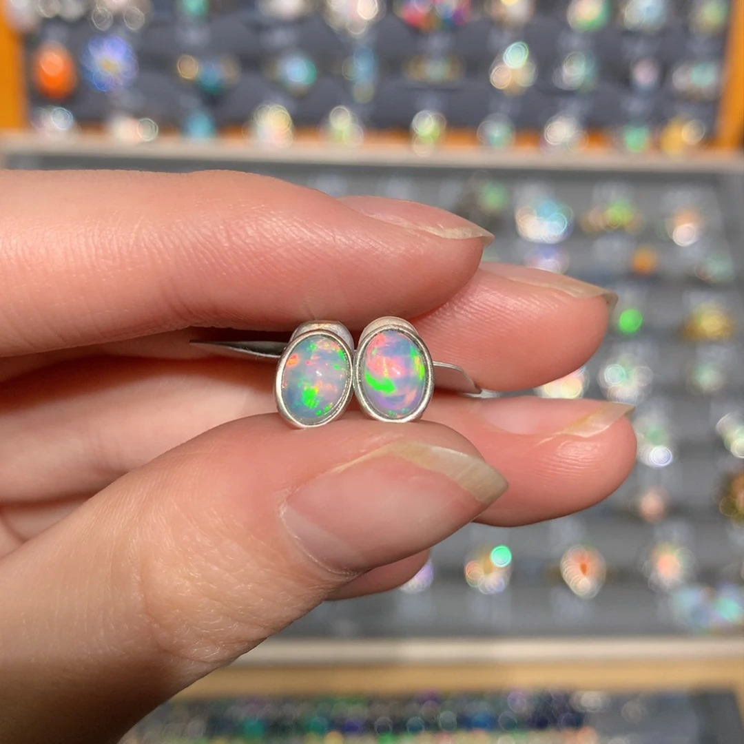 银S925镶嵌欧泊耳钉t