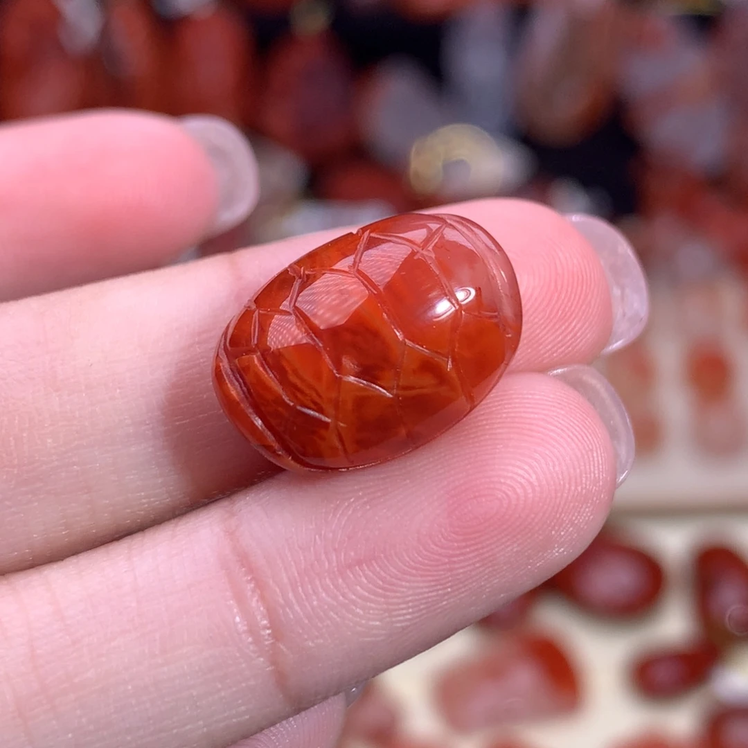 南红玛瑙未镶嵌珠宝半成品富甲