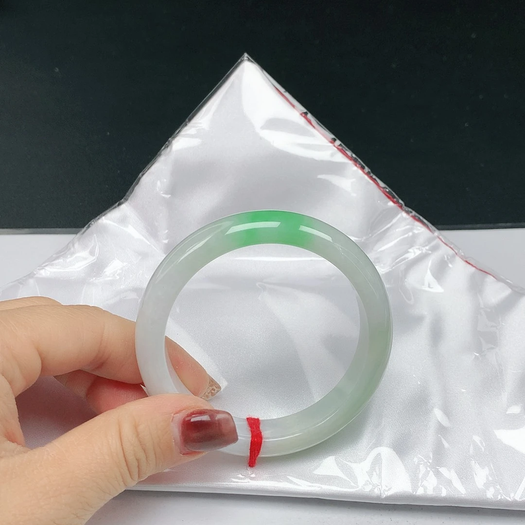 翡翠手镯未镶嵌翡翠408