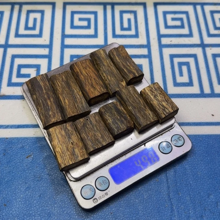 修***行木海南绿奇树心牌49.8克