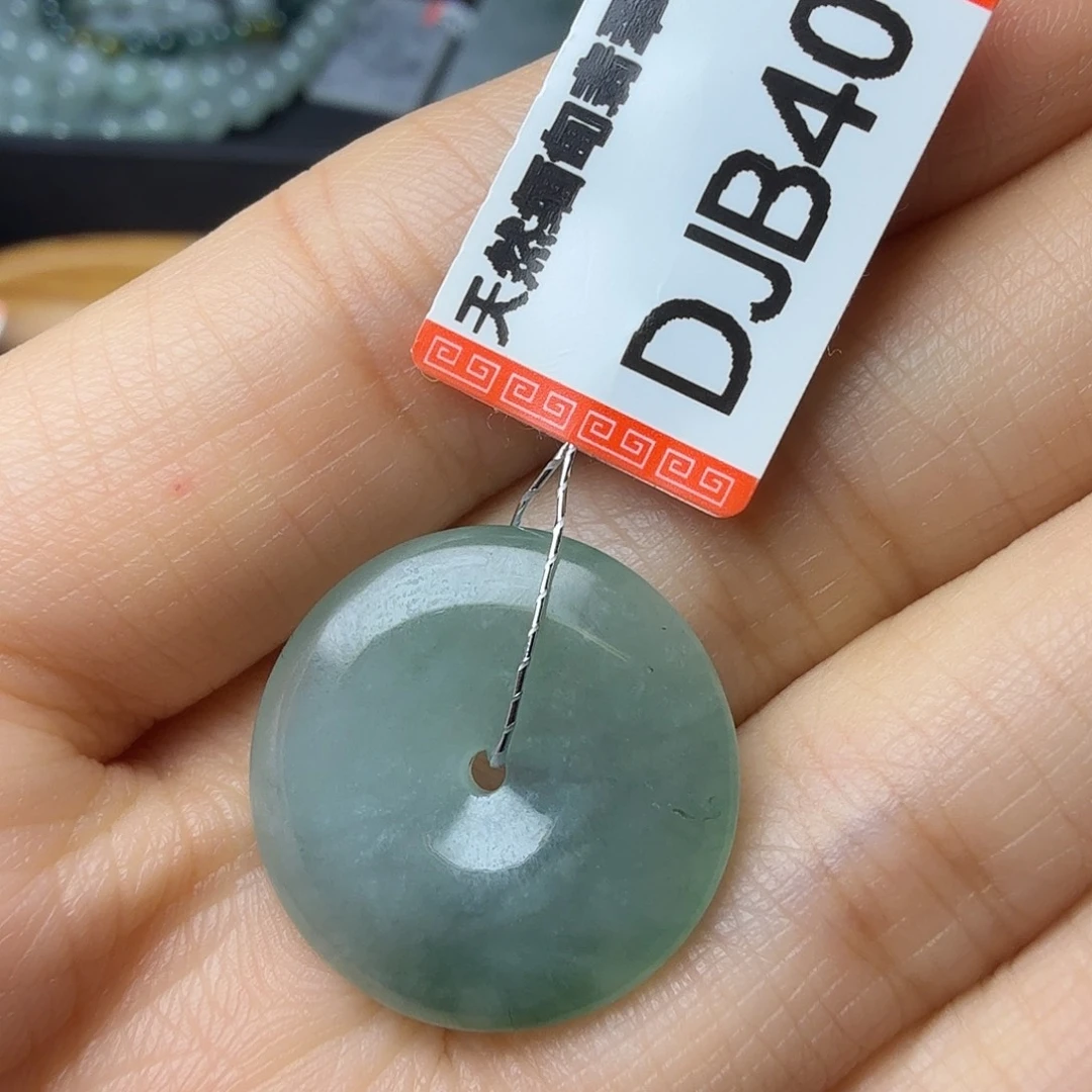 翡翠未镶嵌颈饰天然缅甸翡翠A货