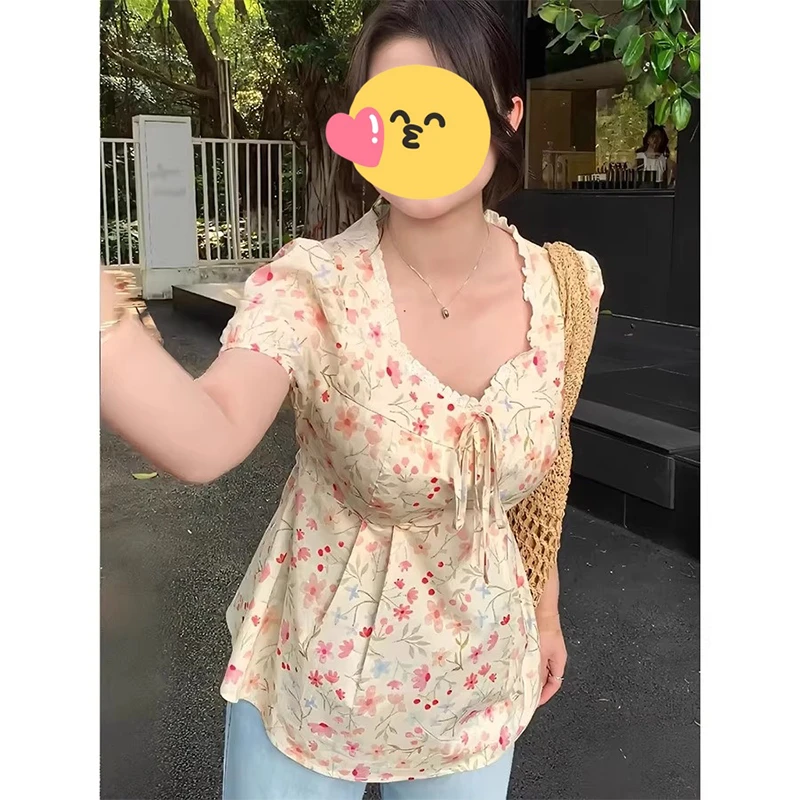 法式纯欲风设计感碎花v领衬衫夏季新款复古碎花显瘦独特上衣
