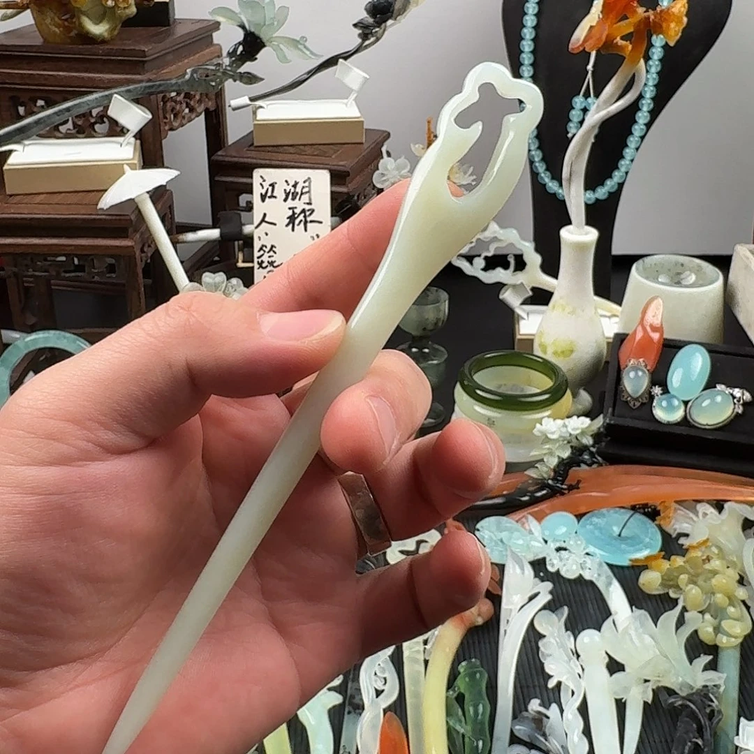 蛇纹石玉未镶嵌发饰