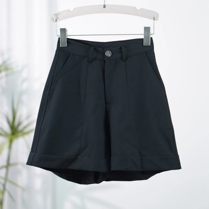 帕系列  S461  女装素色设计简约短裤黑色8F3223004