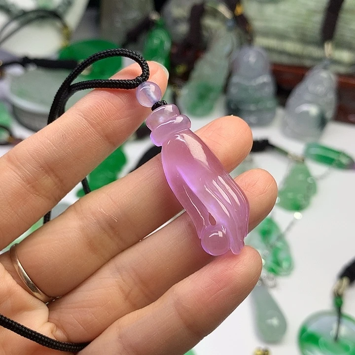 颈饰未镶嵌翡翠源头