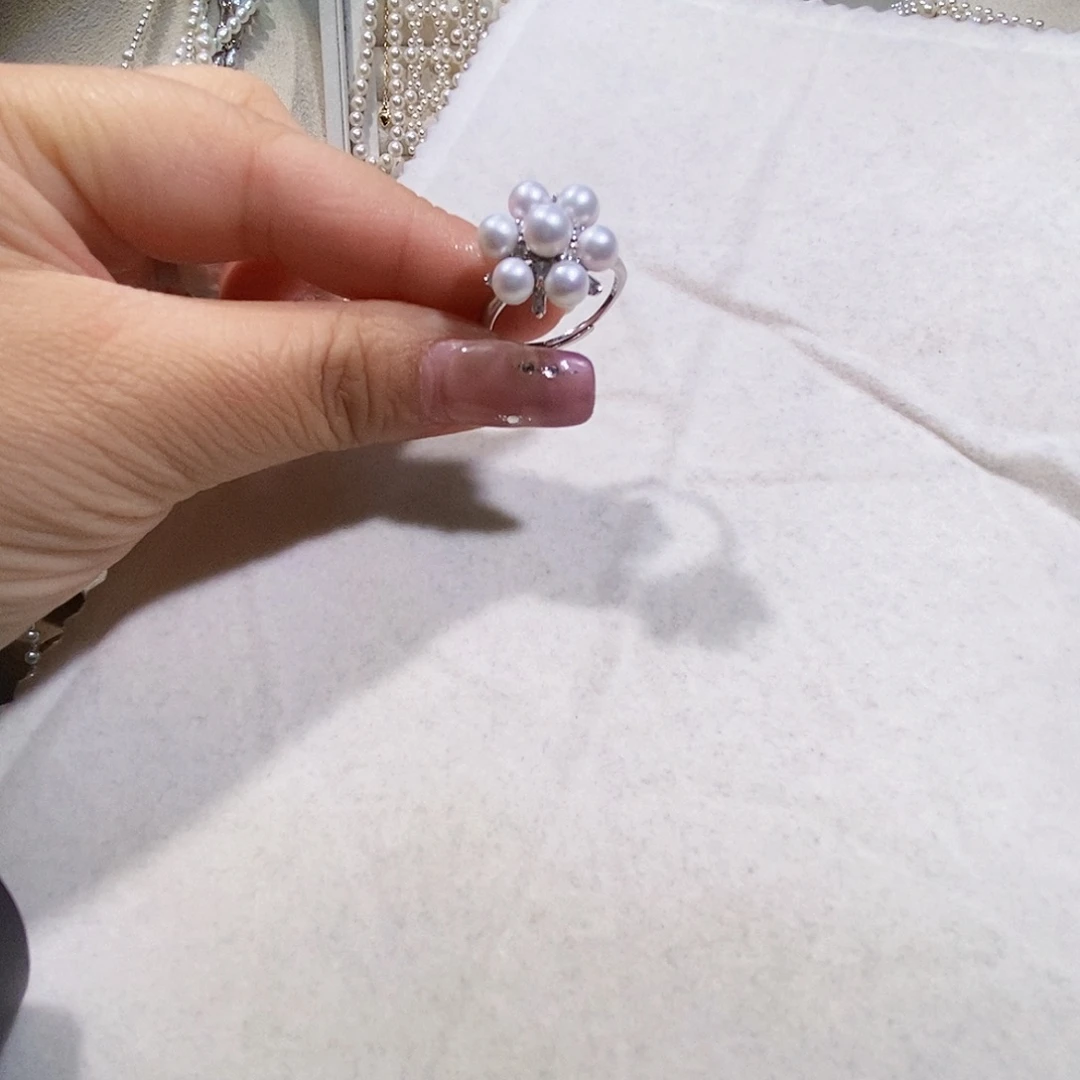 w***h淡水珍珠银S925镶嵌戒指手捧花