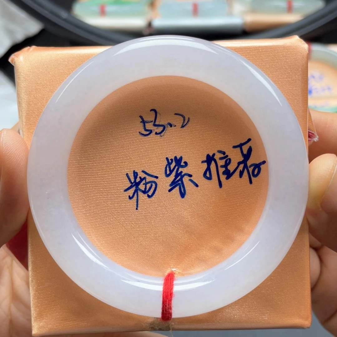 翡翠手镯未镶嵌翡翠手镯12