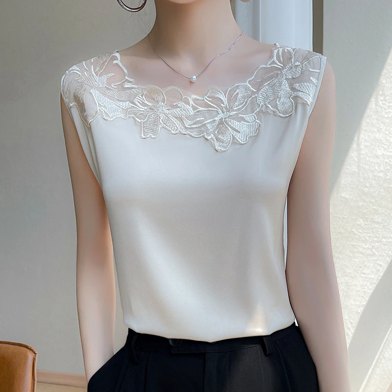 【现货宠粉】新款蕾丝拼接无袖马甲背心缎面纯色小众法式套头上衣薄