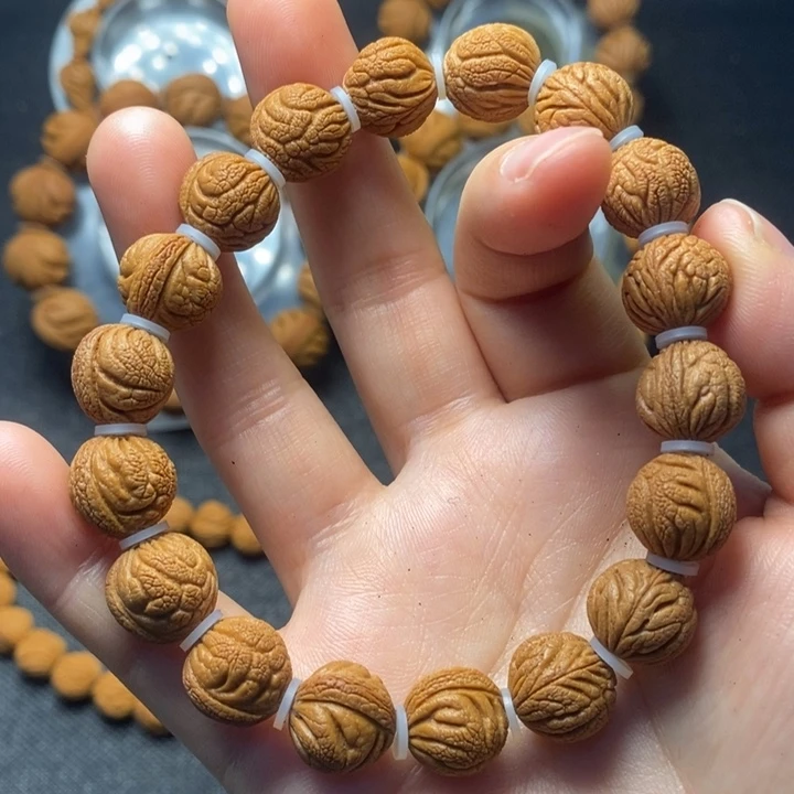 桃核吊坠秦岭山野生桃核