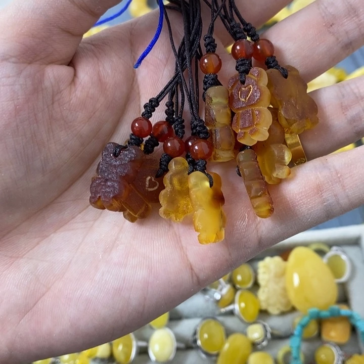 蜜蜡裸石未镶嵌多样性发货其二