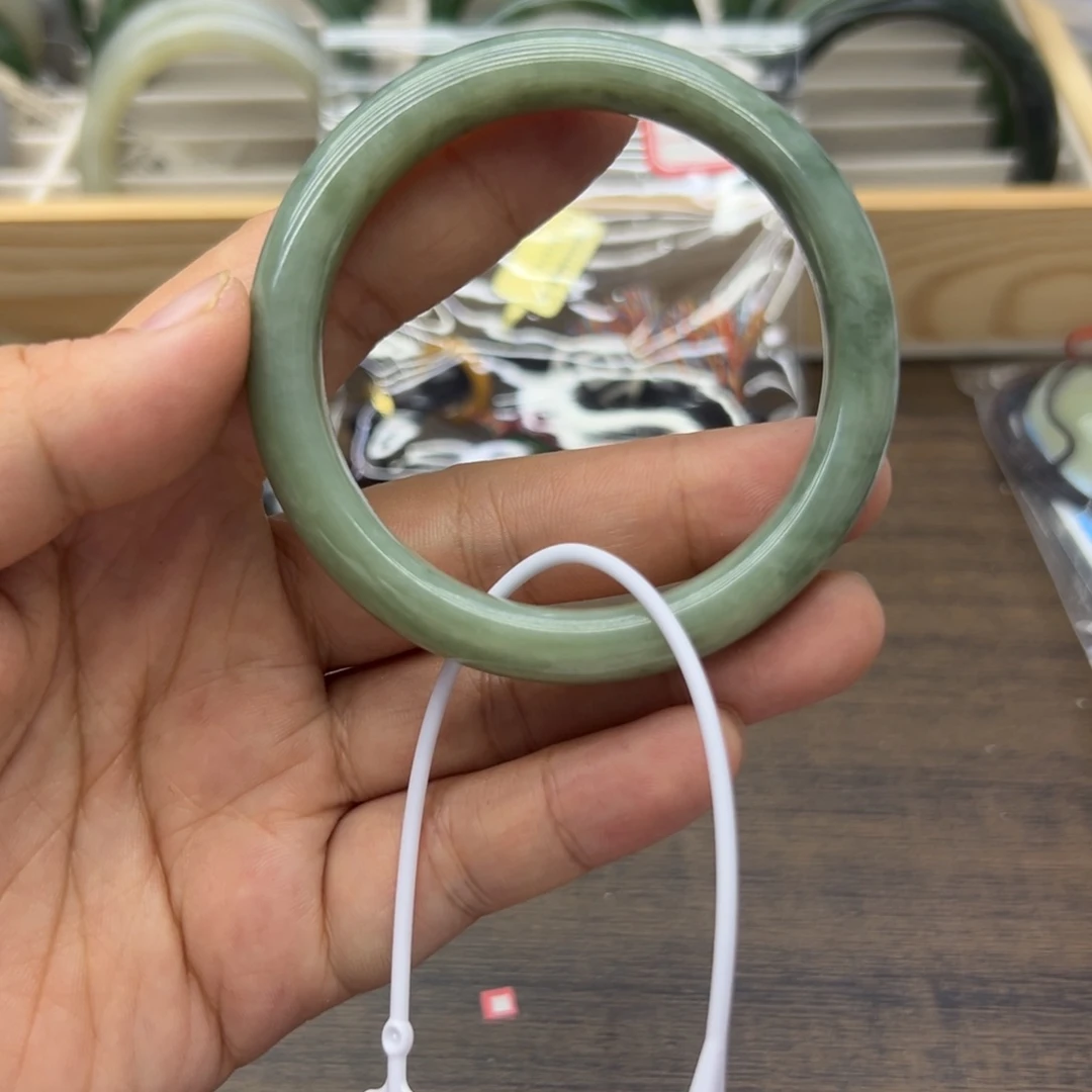 和田玉未镶嵌手镯54.2圈围26