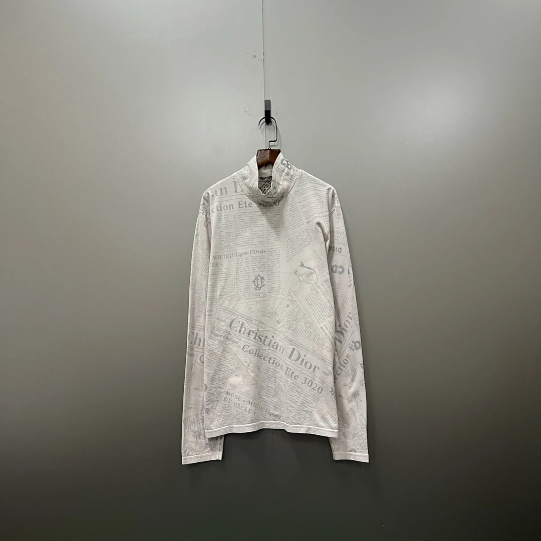 99新 DIOR/迪奥 h915  报纸字母高领长袖 S码 002740