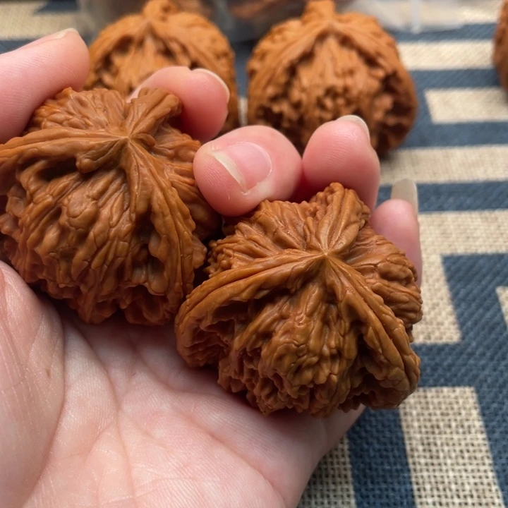 有***远核桃白狮子43核桃