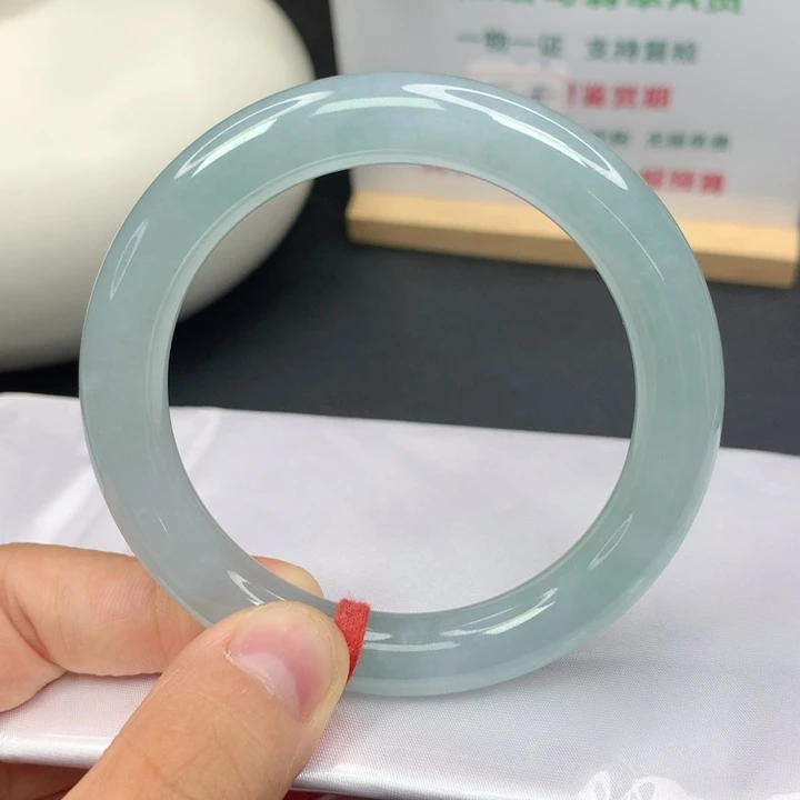 翡翠手镯未镶嵌54圈宝石蓝绿圆条翡翠手镯