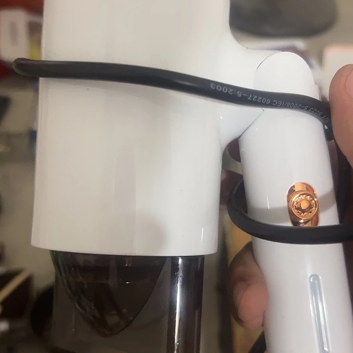 龙****琉璃手工艺品日用百货手工艺品