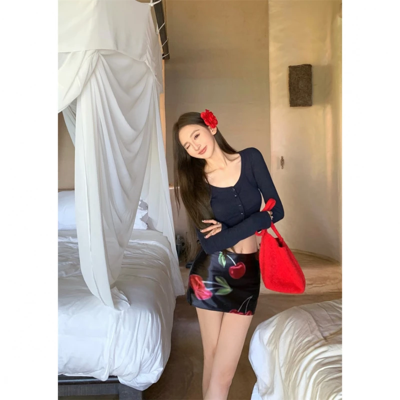 洋气纯欲气质辣妹修身长袖T恤高腰显瘦半身裙女2025春季新款套装