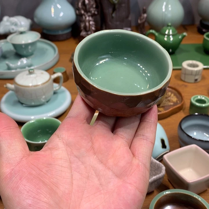 龙泉青瓷双釉结合